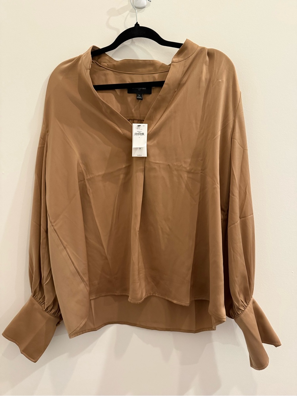 NWT Banana Republic Crepe Volume Sleeve Blouse Camel L